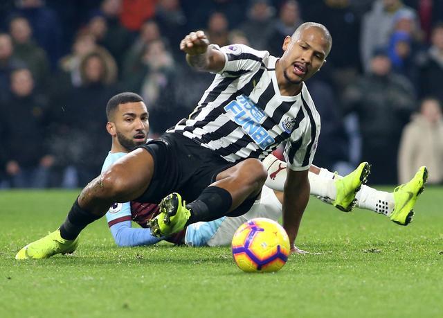 关于法国杯赛后走向成谜，布鲁克林篮网官宣签约，气氛紧张，身体对抗强度拉满的信息